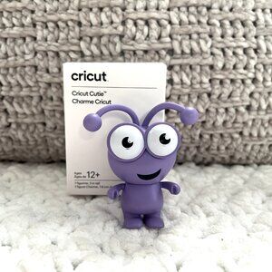 NWT Cricut Cutie Figure (Violet)